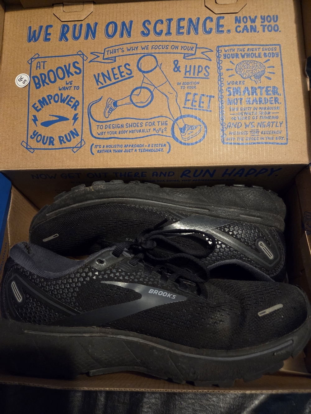 Brooks Ghost 14 Women’s Black Athletic Running Shoes. Size 9